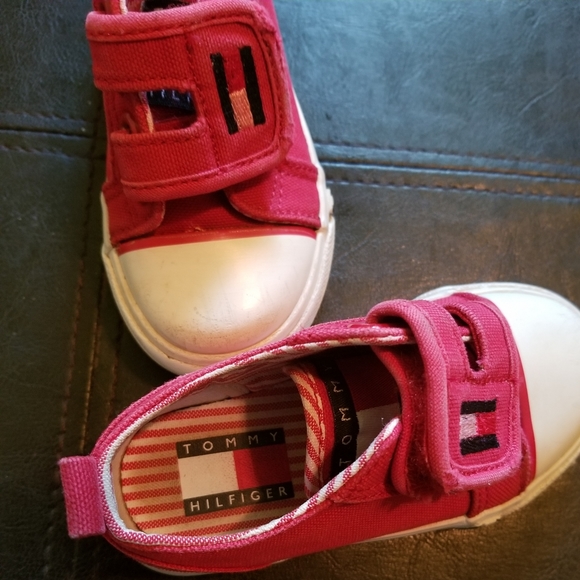 TOMMY HILFIGER Slip-on Sneakers (Size 6M=25cm) - Picture 5 of 16